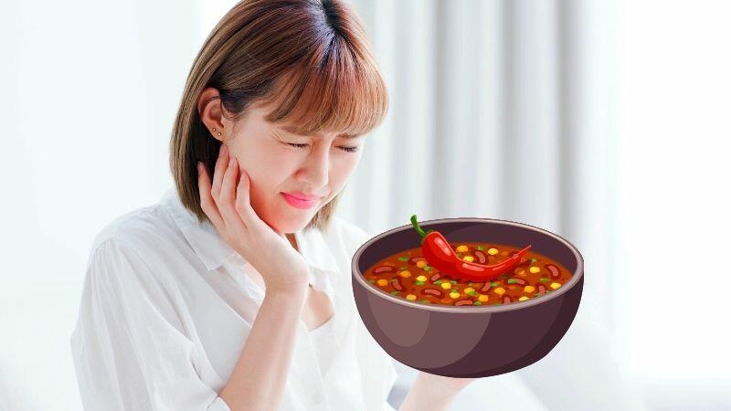 What Are The Risks of Eating Spicy Chicken Post-Extraction
